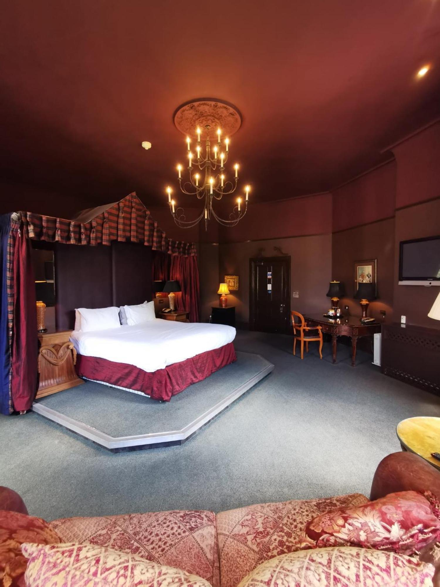 Ruthin Castle Hotel And Spa Εξωτερικό φωτογραφία